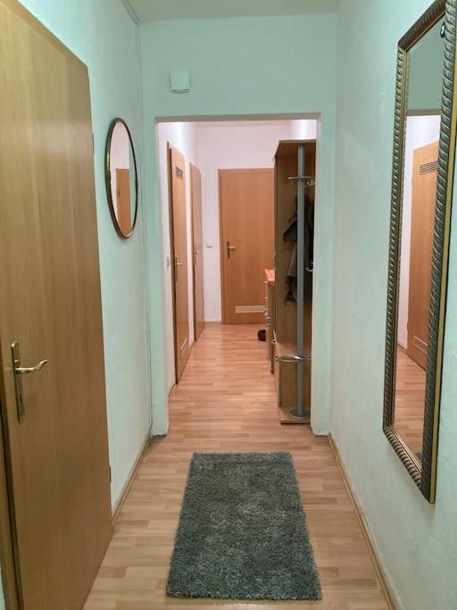Toll Apartment Am Rhein Netflix Internet 1000 Mbits, Free Parking ドゥイスブルグ エクステリア 写真